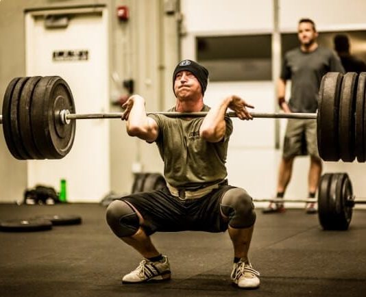 Front Squat Nereyi Çalıştırır