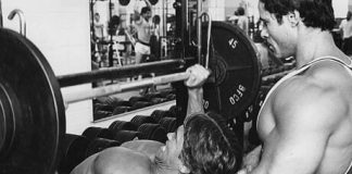 Smith machine incline bench press